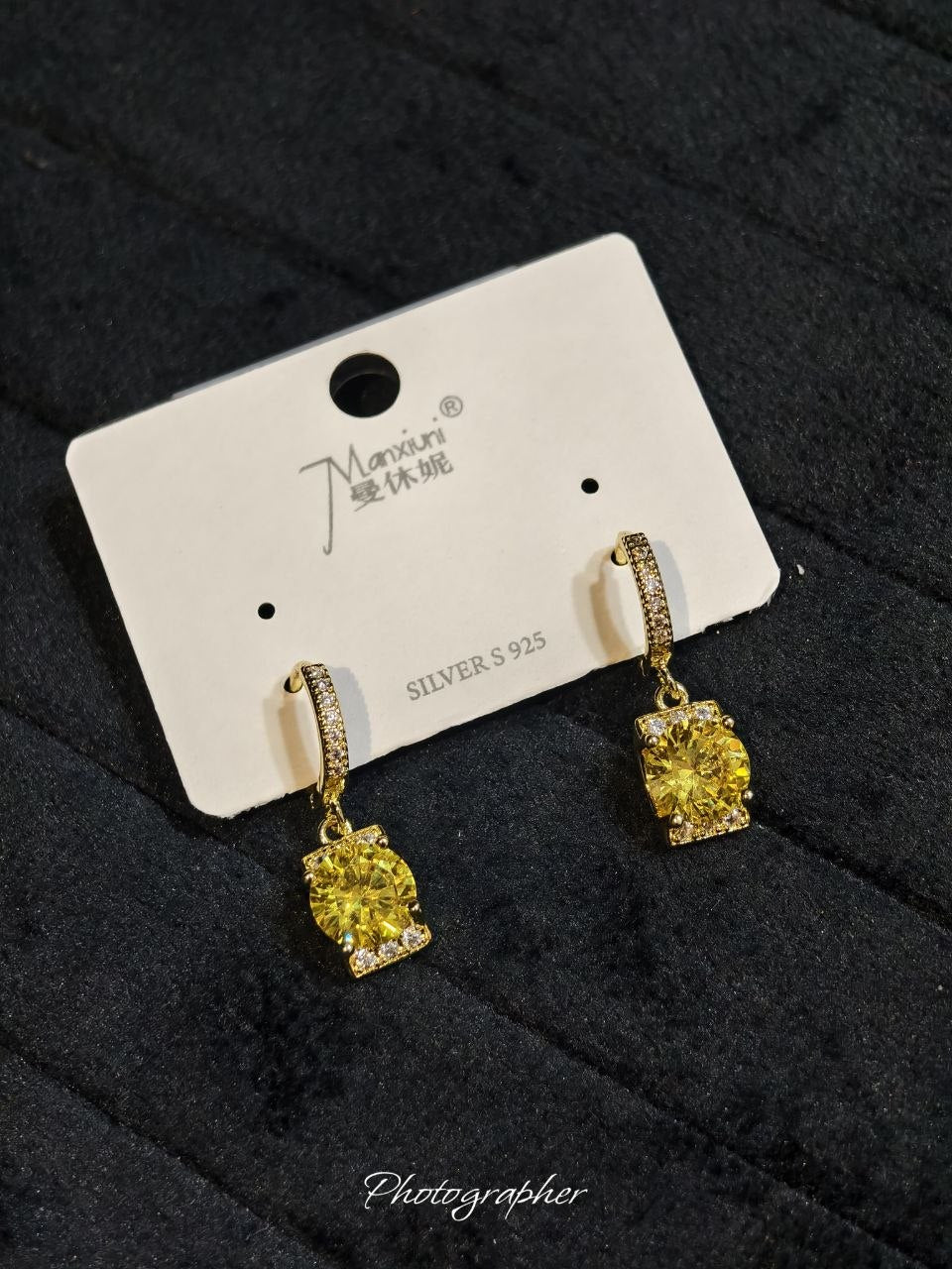 Sunlit Zircon Tops