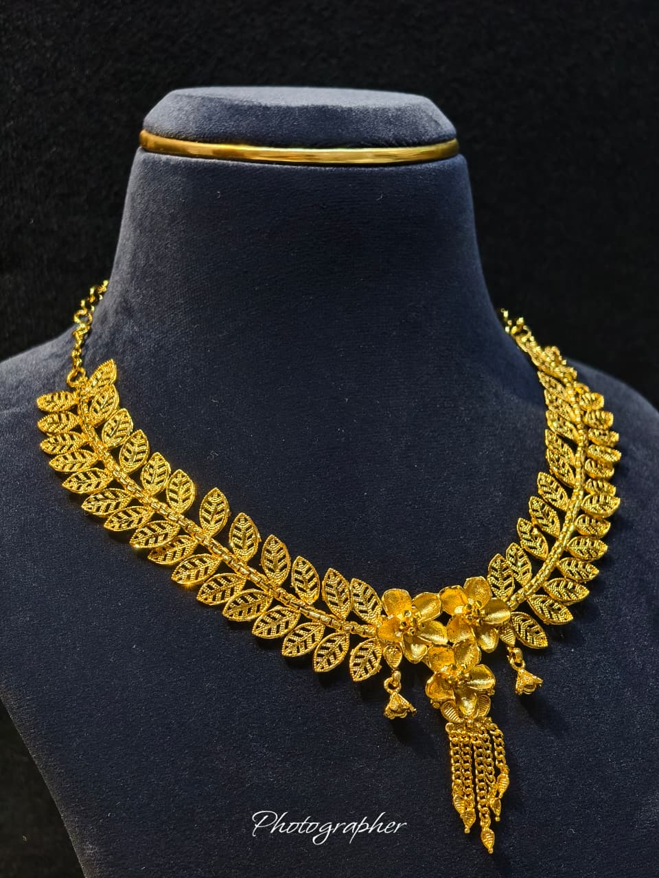 Golden Leaf Elegance Set