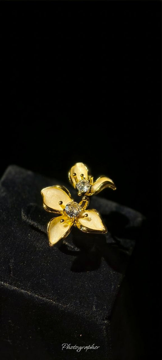 Luxe Bloom Zircon Adjustable Ring