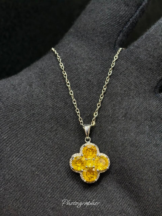 Premium Yellow Clover Zircon Pendant Anti Tarnish