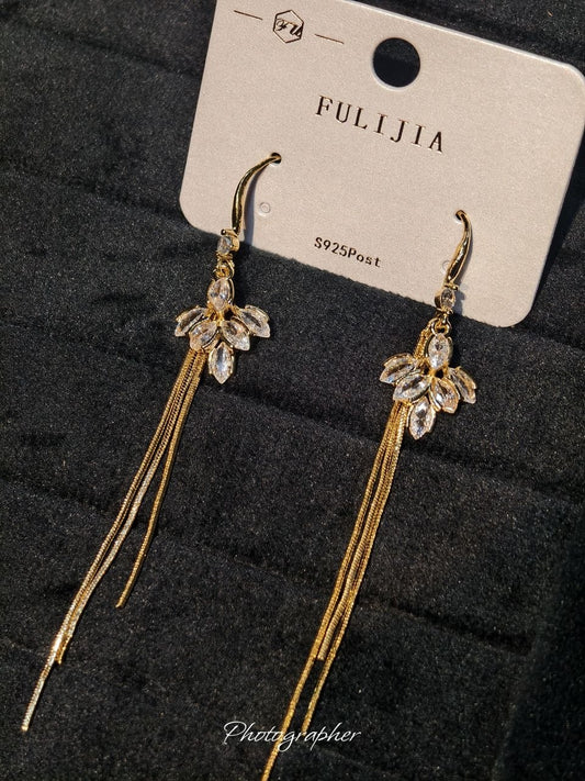 Golden Petal Tassel
