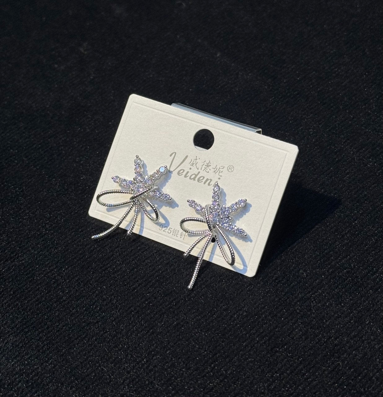 925 Silver Snowflake Zircon Crystal Stud Earrings