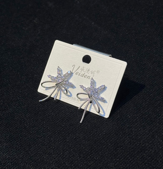 925 Silver Snowflake Zircon Crystal Stud Earrings