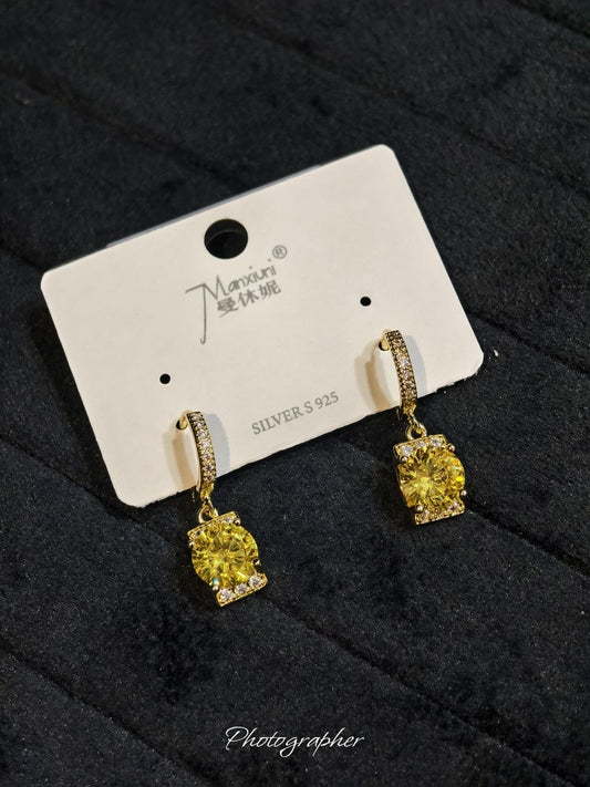 Sunlit Zircon Tops