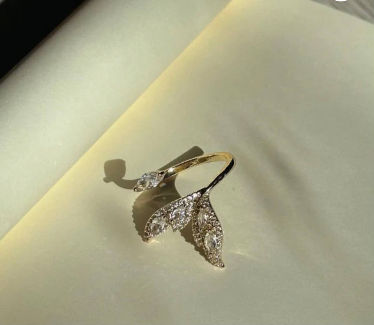 Golden Twin Leaf Zircon Ring