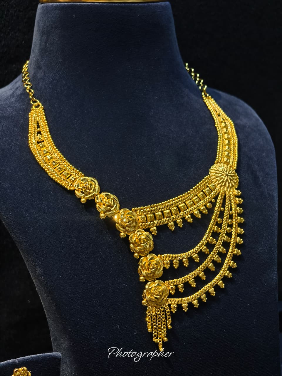 Royal Cascade Layers Set